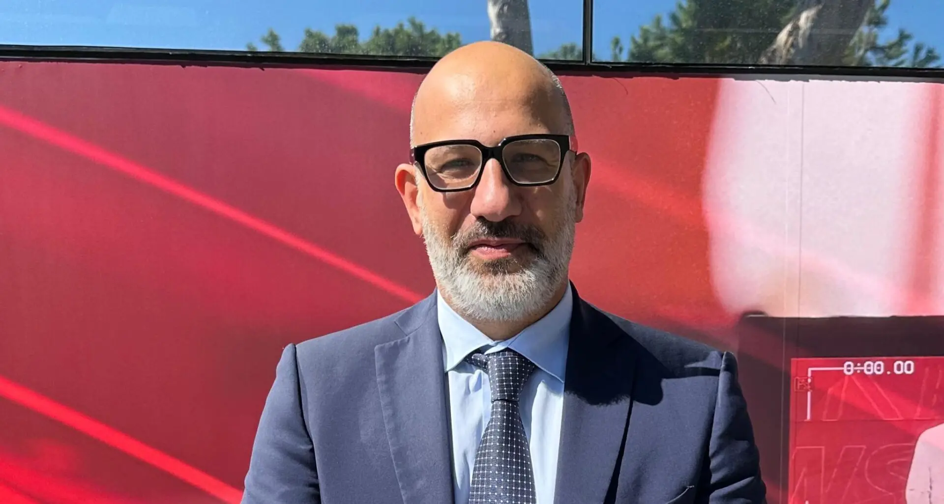 <p>Suppletive Reggio, Francesco Toscano torna a casa: <span style=\"color:hsl(0, 75%, 60%);\">radici calabresi e battaglia sovranista</span> per sorprendere i due poli</p>