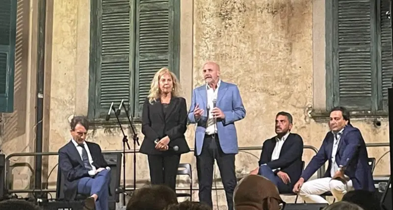 Costituzione, il tabù della modifica: a Casali del Manco il confronto tra politica e università con Antonella Grippo\n