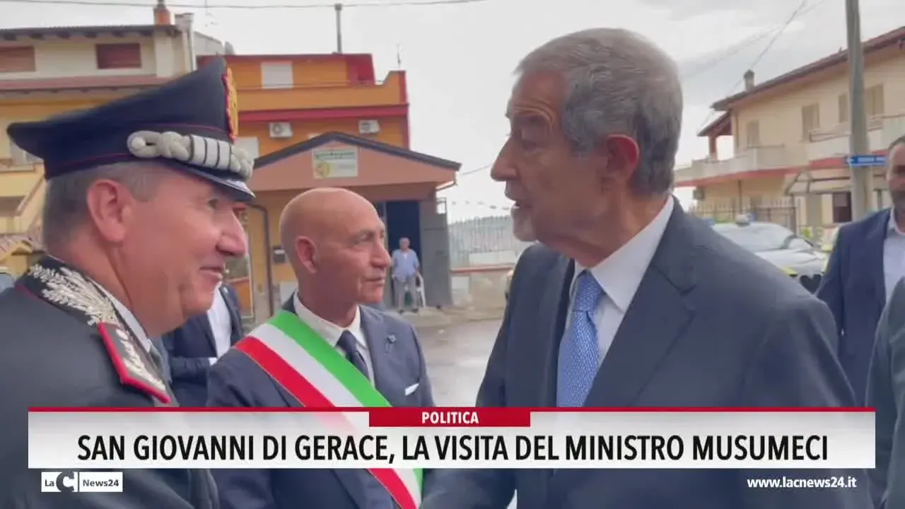 San Giovanni di Gerace, la visita del ministro Musumeci
