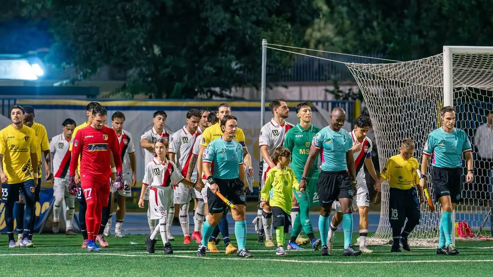Giugliano-Cosenza, in palio tre punti di platino: i campani arrivano da tre ko di fila