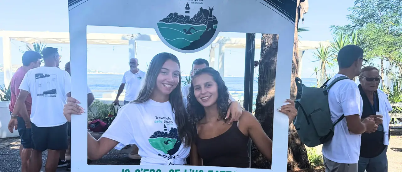 Dallo Stretto di Messina l’impresa di Alice e Daniela: due vibonesi tra le più giovani nuotatrici protagoniste della traversata\n