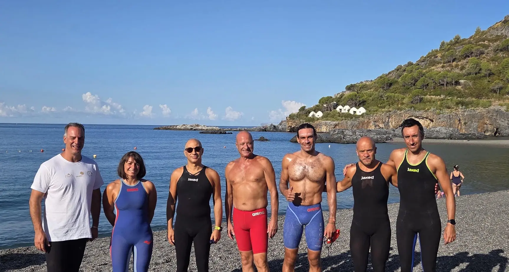 Dall’Isola Dino a Cirella a nuoto, Egor Tropeano vince la grande sfida della Riviera dei Cedri\n