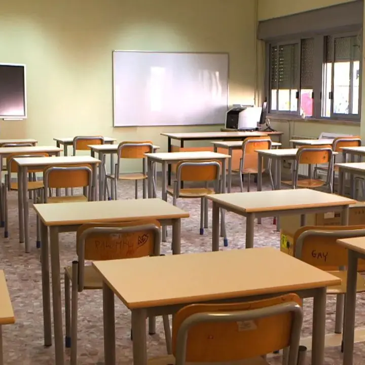 Rende nel caos con la riapertura delle scuole, FdI attacca: «Mobilità senza programmazione»\n
