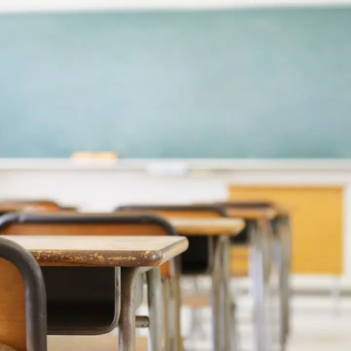 Scuola al via in Calabria, Usb denuncia: «Precarietà, edifici fragili e servizi ancora insufficienti»\n