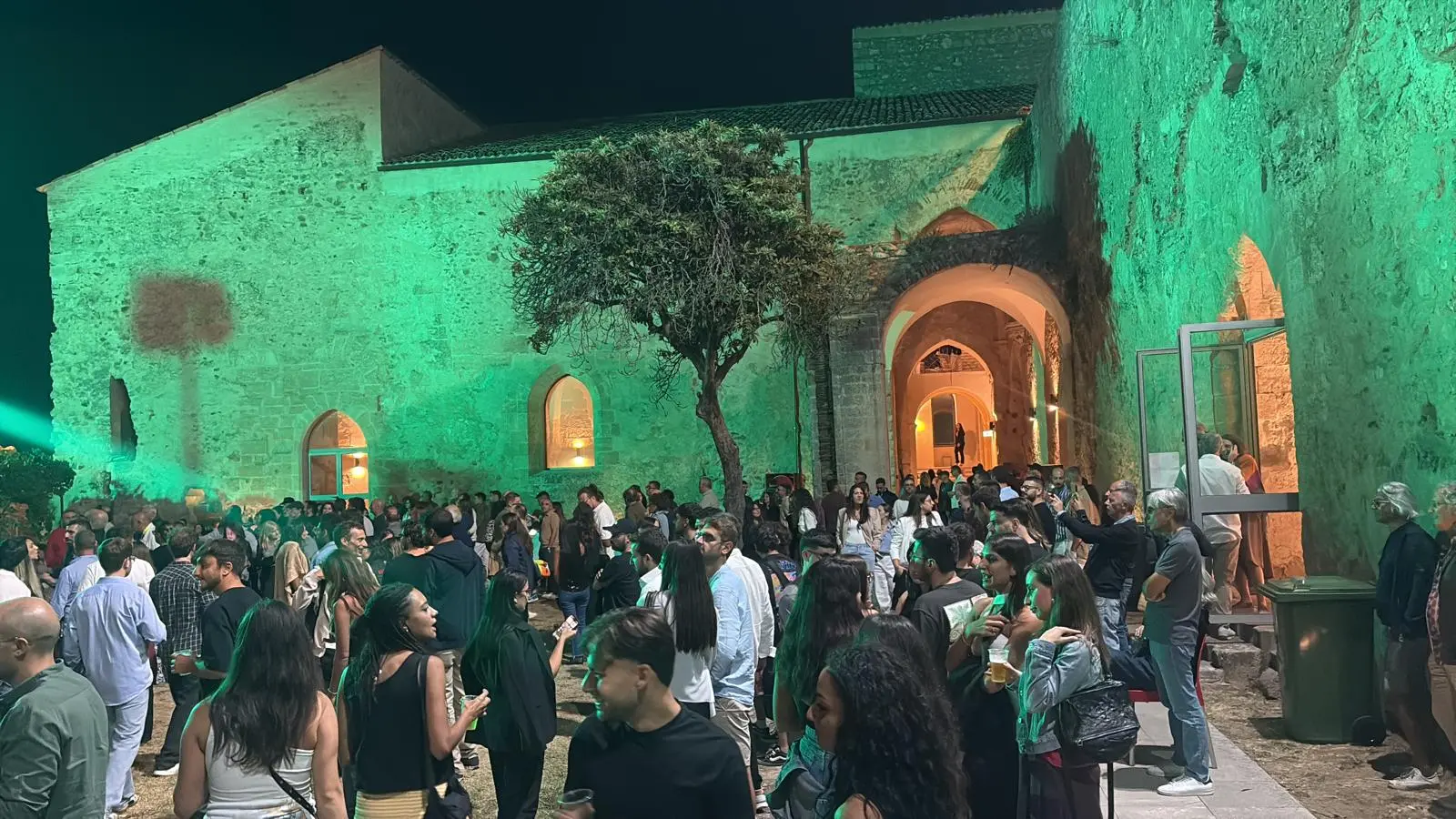 <p>Concerto del Cosenza City Soul nel Castello Svevo</p>\\n