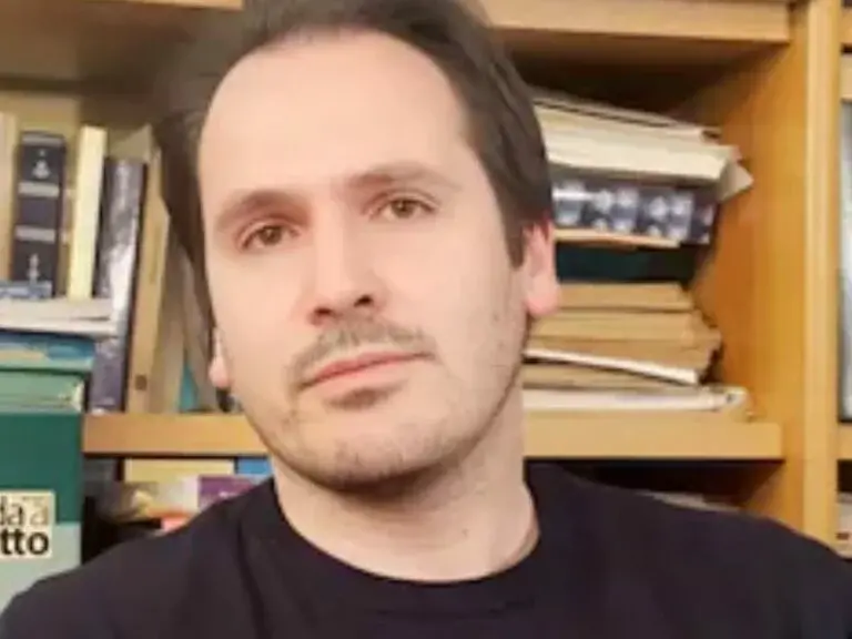 Garlasco, i diari segreti di Andrea Sempio: «Devo smettere di parlare da solo e raccontarmi cose brutte». Cosa nascondeva?