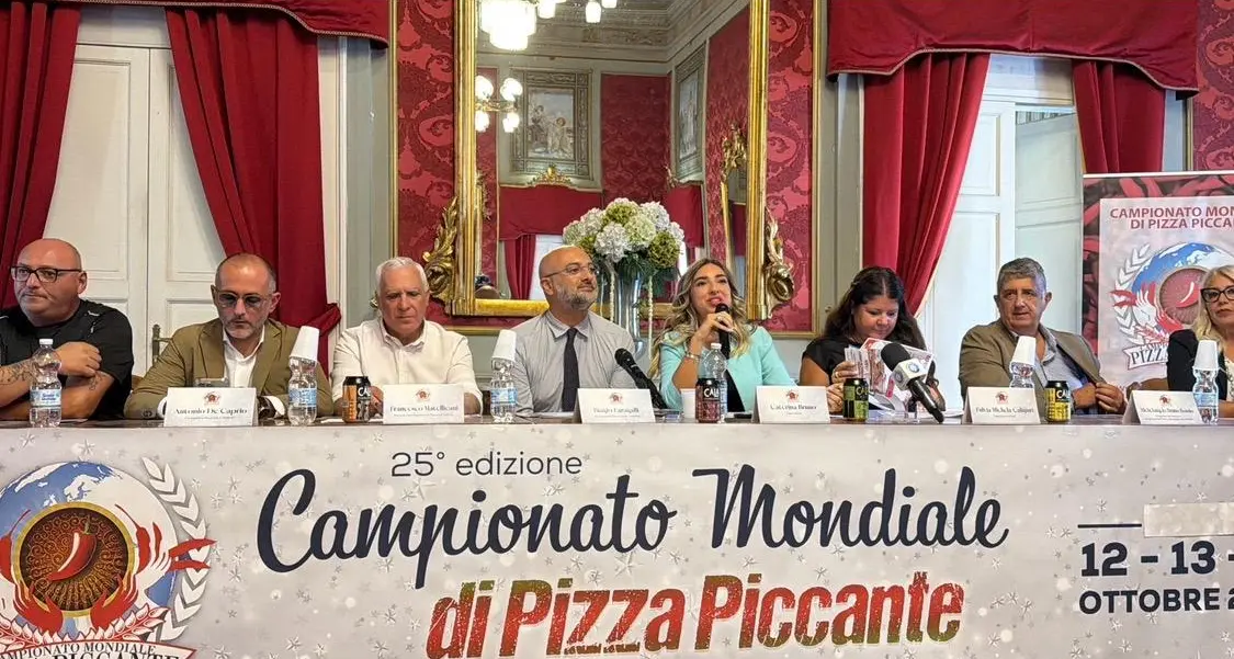 Il Mondiale della Pizza Piccante compie 25 anni e trasloca a Grisolia: in gara 16 Paesi\n