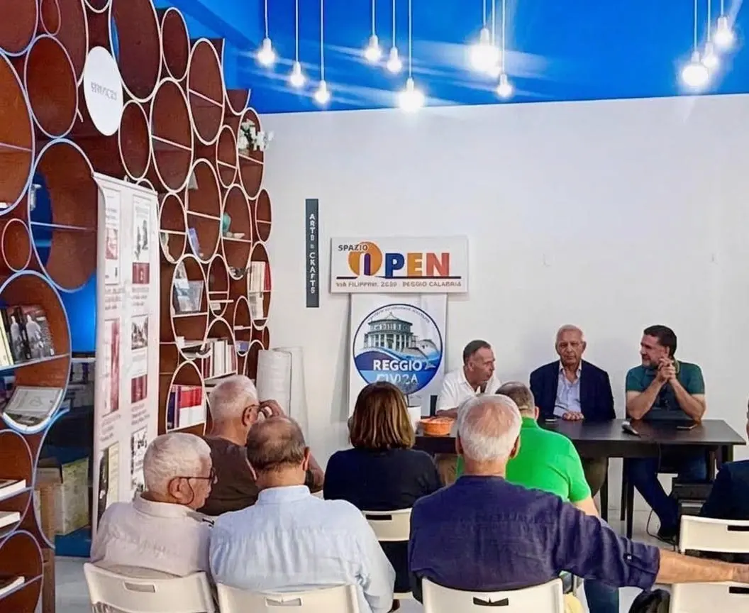 \"Reggio Civica\" presenta il sostegno al candidato\n\nFrank Benedetto\n