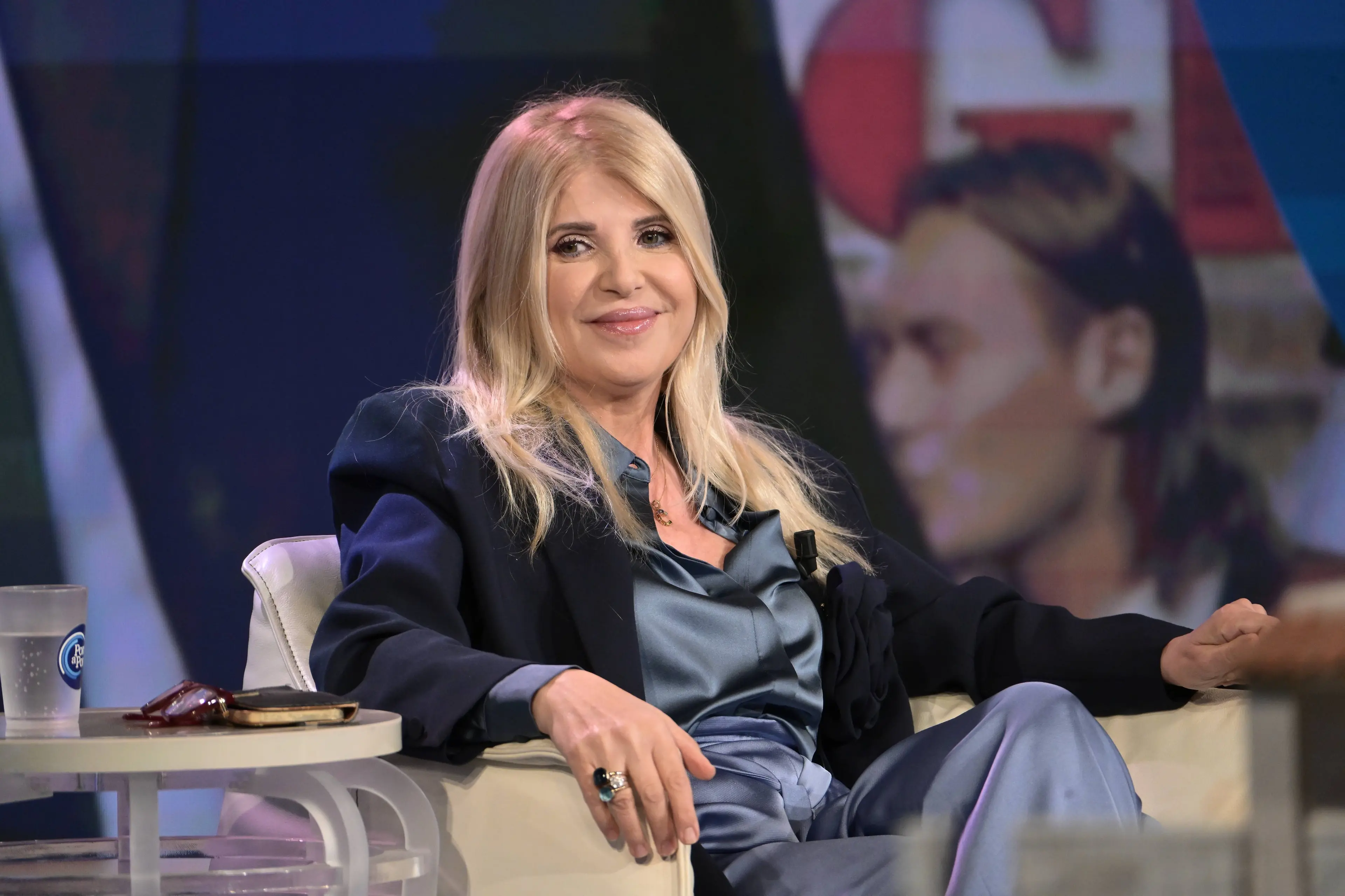 La Rai dimentica tutto, anche lo stupro. Concita Borrelli torna in video\n