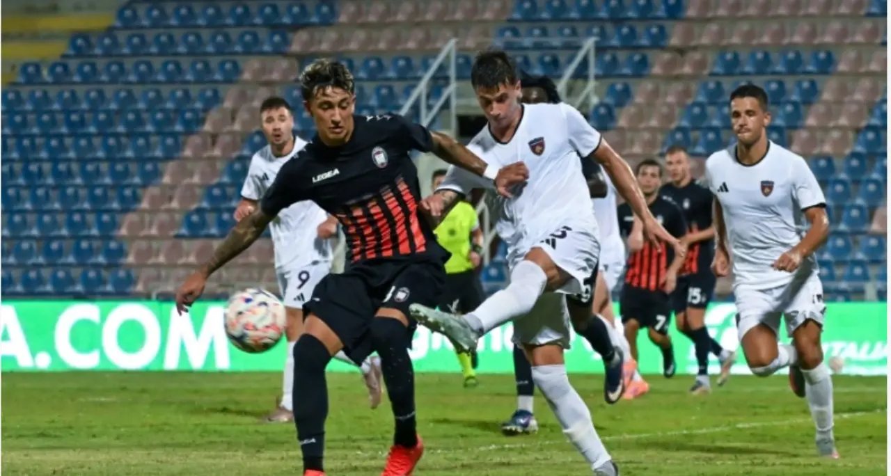 Serie C, è già tempo di tornare in campo: Cosenza a Giugliano, il Crotone ospita l’Inter U23\n