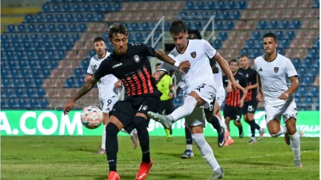 Serie C, è già tempo di tornare in campo: Cosenza a Giugliano, il Crotone ospita l’Inter U23\n