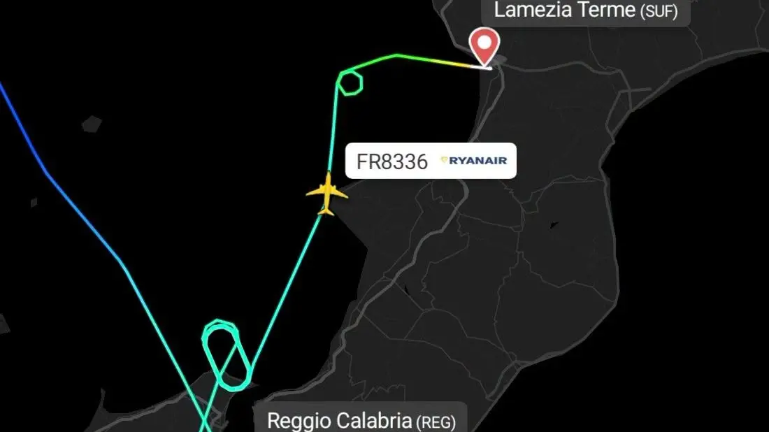 Maltempo, volo Ryanair Milano - Reggio dirottato nella notte a Lamezia\n