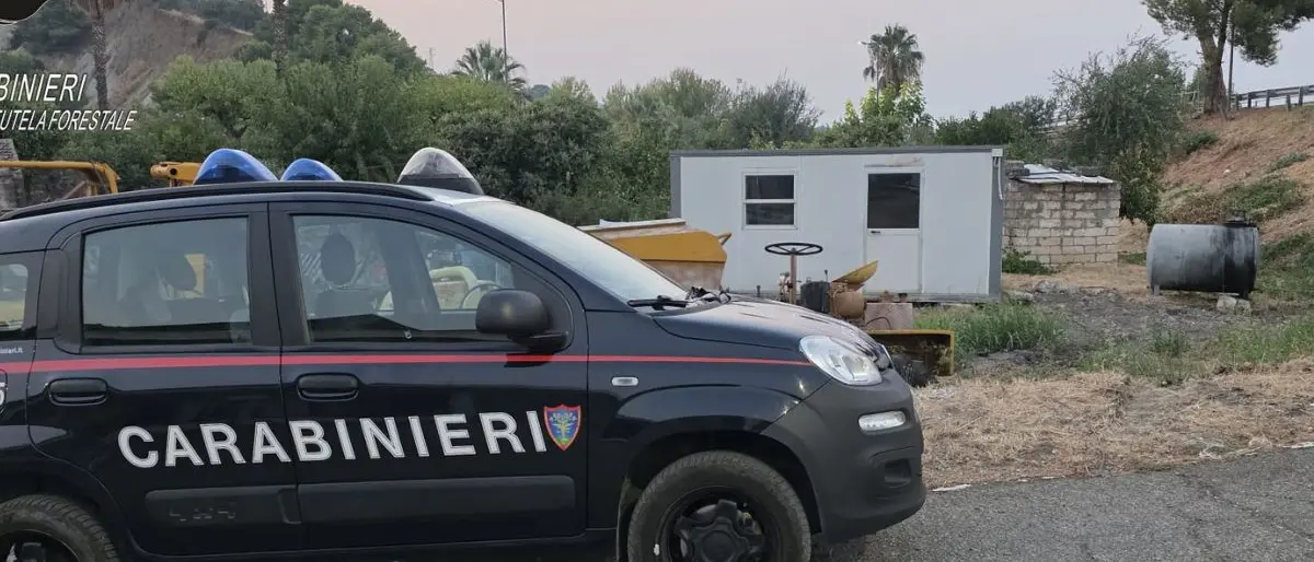 Montegiordano, rifiuti speciali su suolo comunale: denunciato il titolare di un’officina meccanica\n