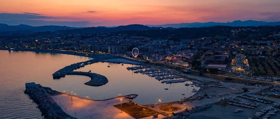 L’ombra della ’ndrangheta sul business dei pontili al\u00A0porto di Catanzaro: «Ha chiesto il permesso al boss Grande Aracri»\n