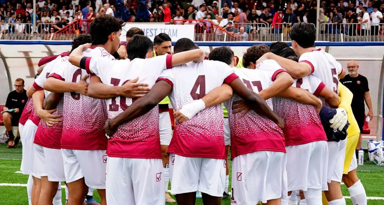 Serie D, le cinque sorelle calabresi pronte al turno infrasettimanale: la Reggina guida la carica\n