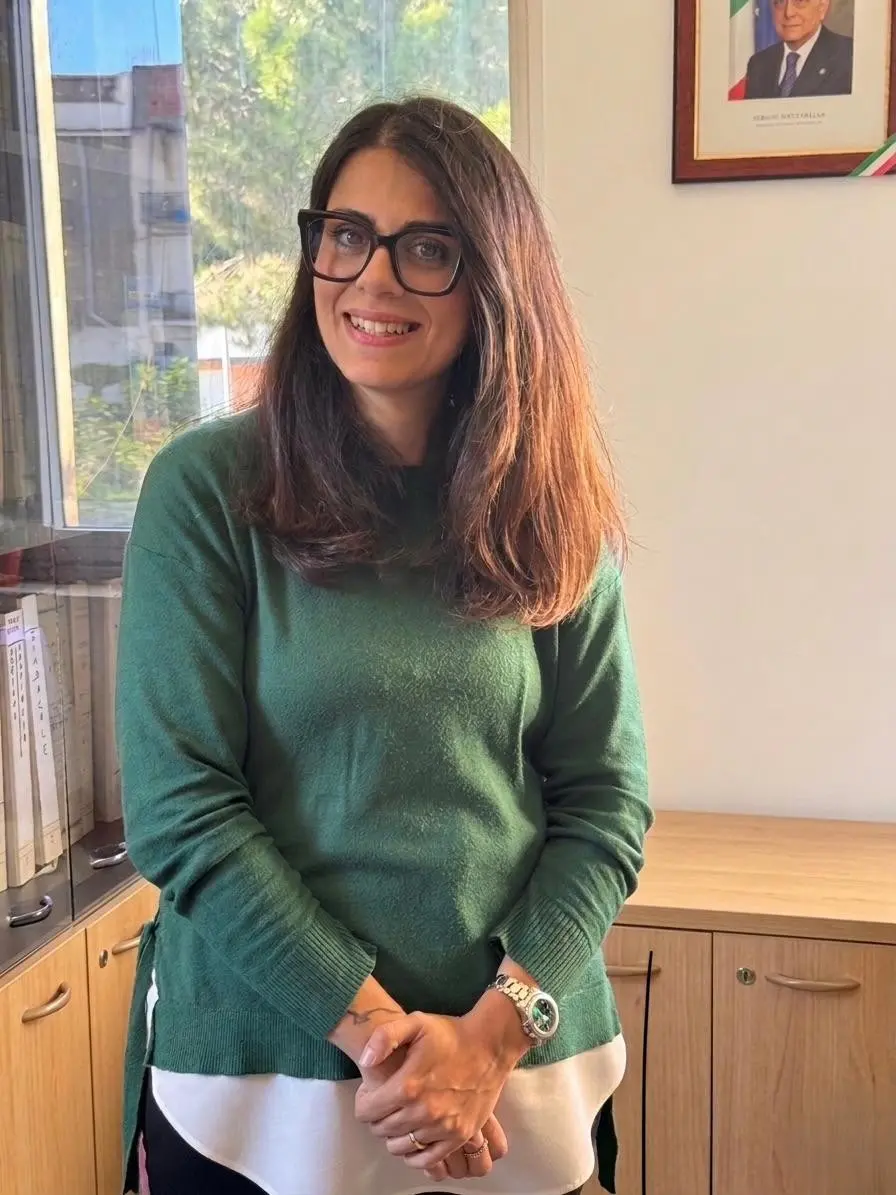 Motta San Giovanni, l’assessore Sonia Malara agli studenti: «Il nuovo anno sia un viaggio per scoprire chi siete e i cittadini che volete diventare»\n