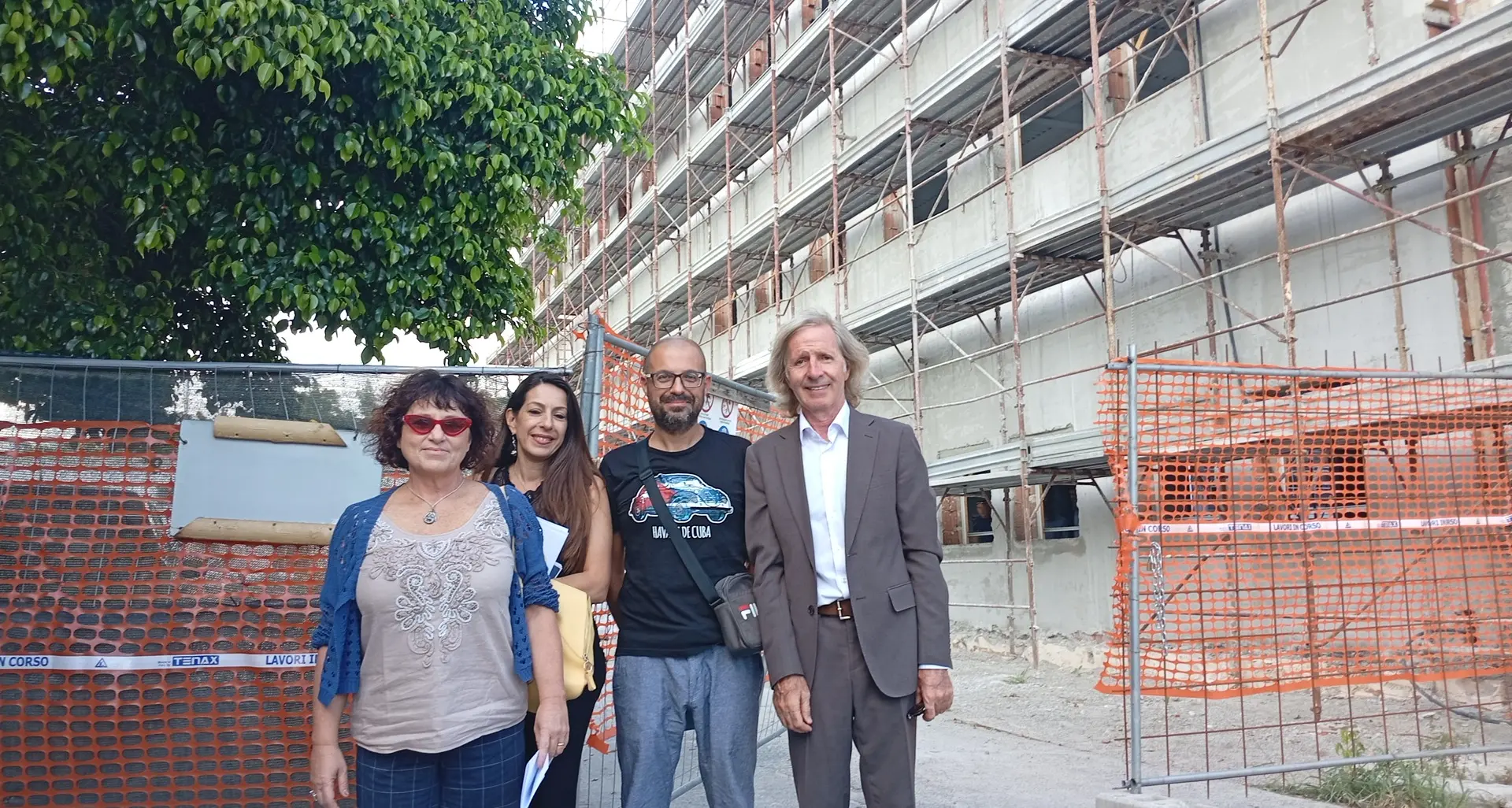 Scuola media di Caulonia Marina: sopralluogo dell'amministrazione\u00A0nel cantiere in vista della fine dei lavori\n