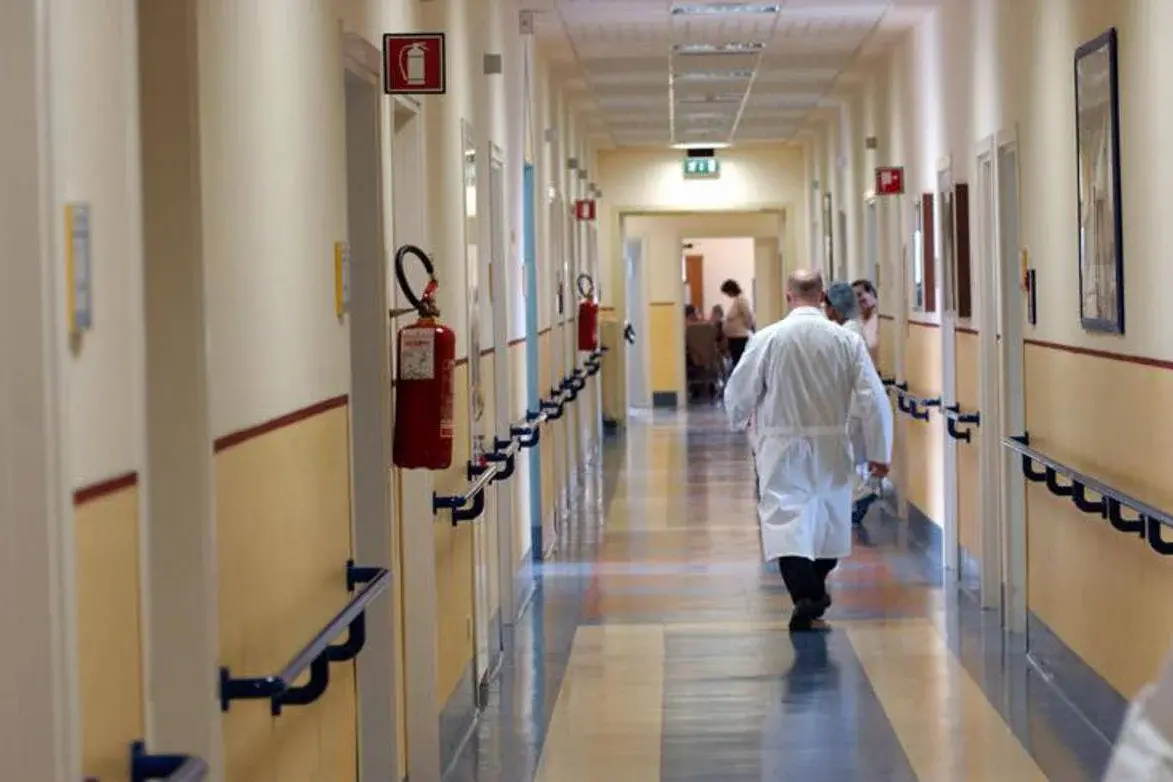 Da Milano a Briatico ogni estate, poi il malore della madre 88enne: «Allo Jazzolino cure eccellenti e tanta umanità. Grazie»\n