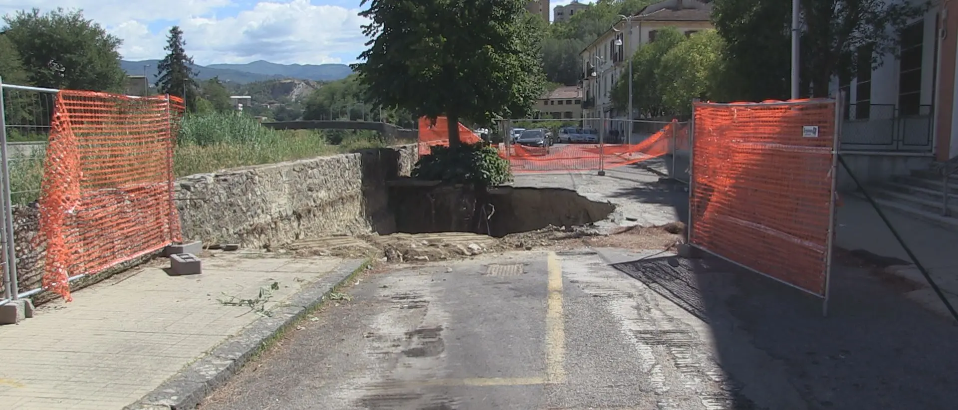 Cosenza, al via (finalmente) i lavori di ripristino dell’argine del Crati allo Spirito Santo