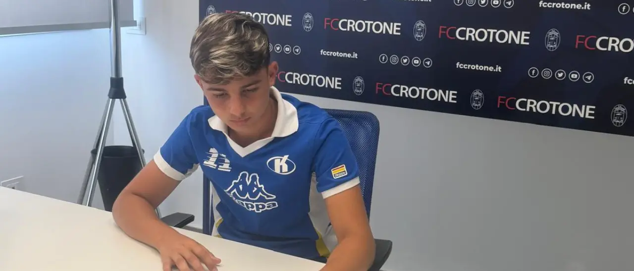Cirò Marina, Salvatore Facente selezionato dal Crotone: dalla Polisportiva Punta Alice alla maglia rossoblù\n