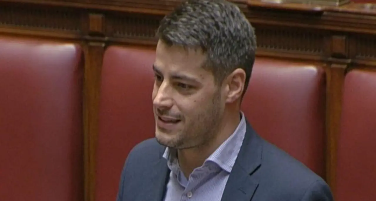 Ex tirocinanti Calabria, Tucci (M5s): «Dimenticati 266 lavoratori dei ministeri, il Governo garantisca le assunzioni»\n