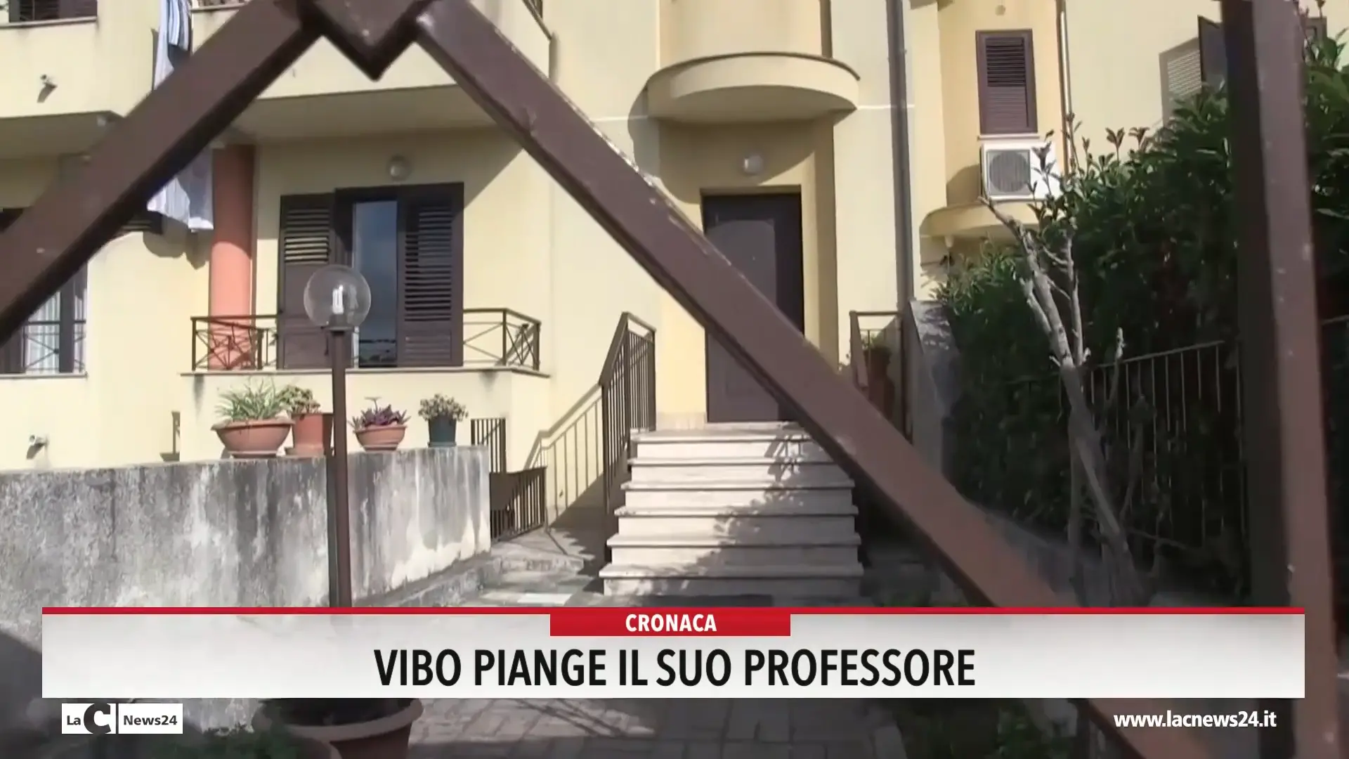 Vibo piange il suo professore