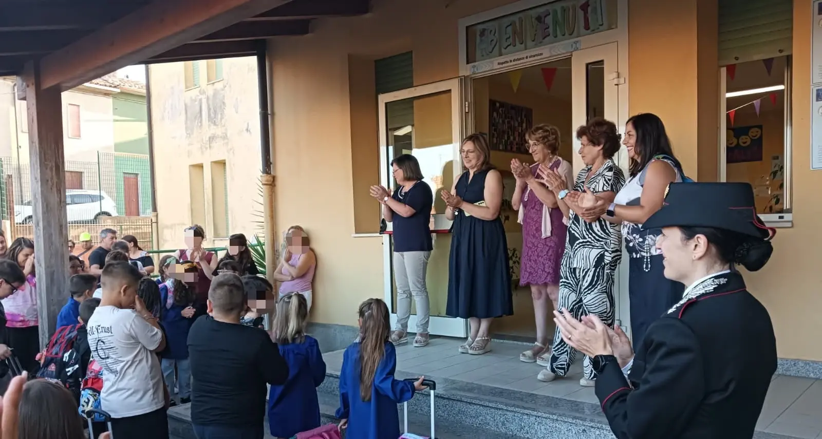 Inizio anno scolastico nella provincia di Catanzaro: Carabinieri in prima linea con gli studenti nel segno della legalità\n