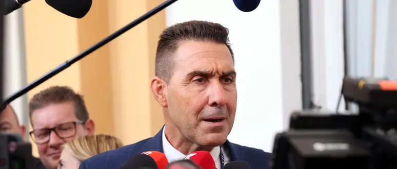 Piccolo terremoto calabrese, Vannacci cresce, qualcuno cambia casacca e altri aspettano in silenzio\n