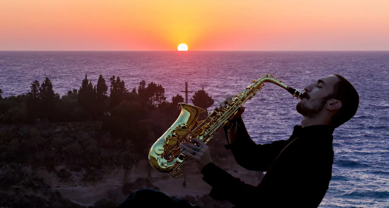 Tropea prova ad allungare l’estate a ritmo di jazz: 10 serate e 20 band nelle piazze per animare tutto ottobre\n