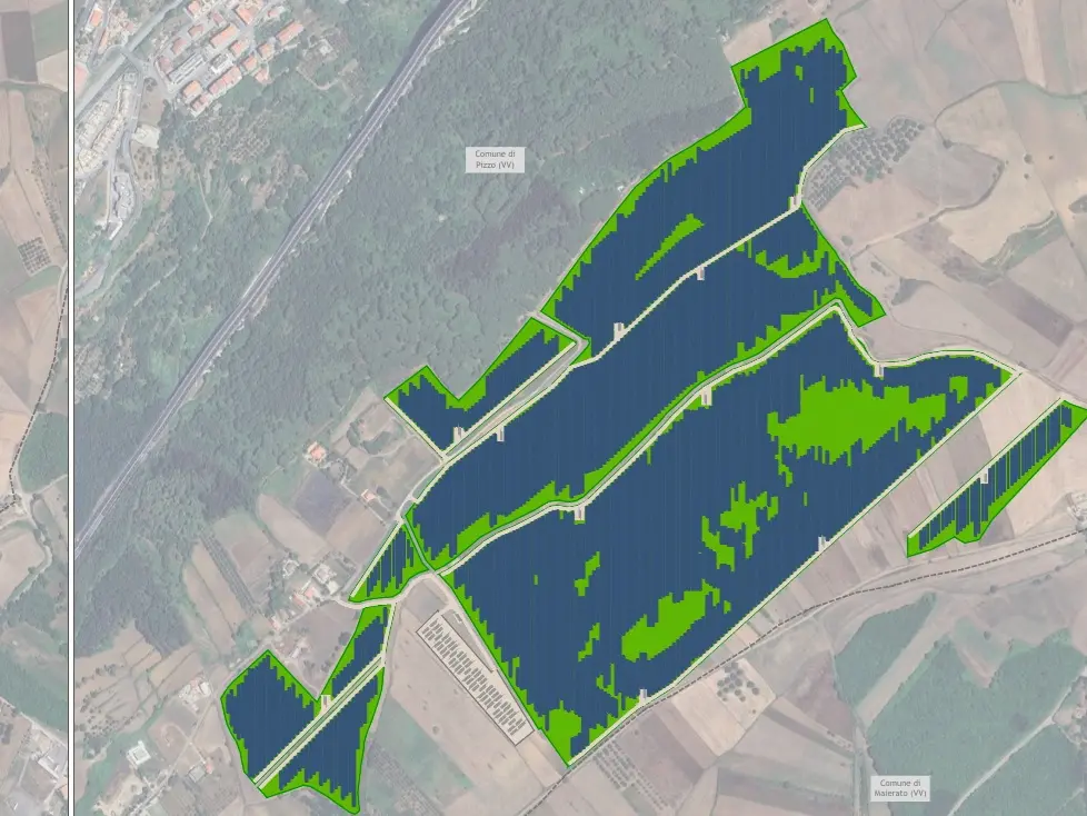 Fotovoltaico, ecco perché la Regione Calabria ha archiviato il mega-impianto da 45 MW tra Pizzo e Maierato