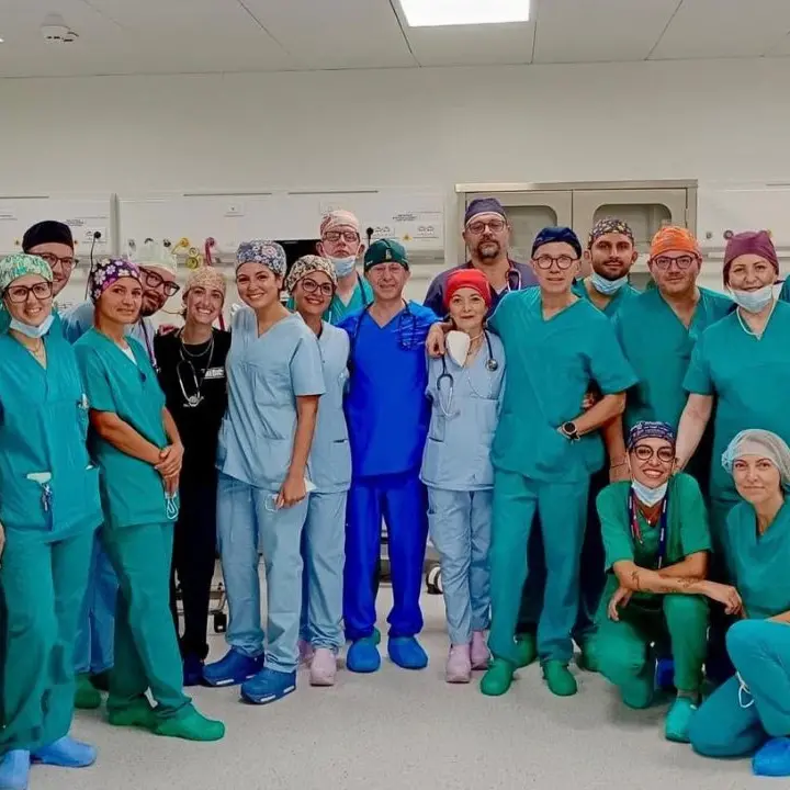 Marco Valente, il medico rock della Cardiochirurgia a Cosenza: «Momento storico, i pazienti possono curarsi in Calabria»\n