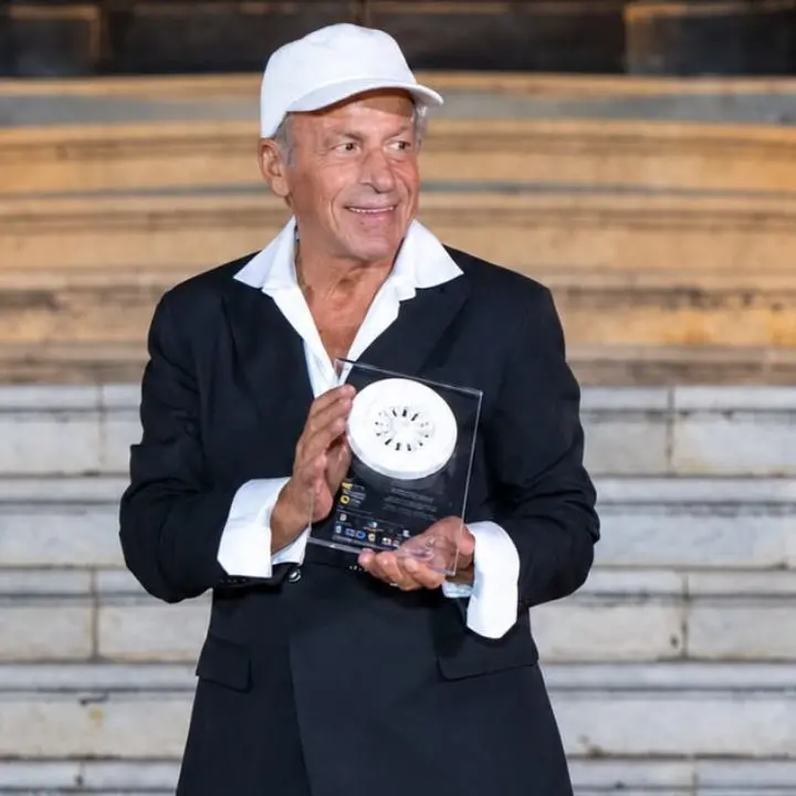 Il fashion designer Claudio Greco protagonista della fashion week a Milano\n