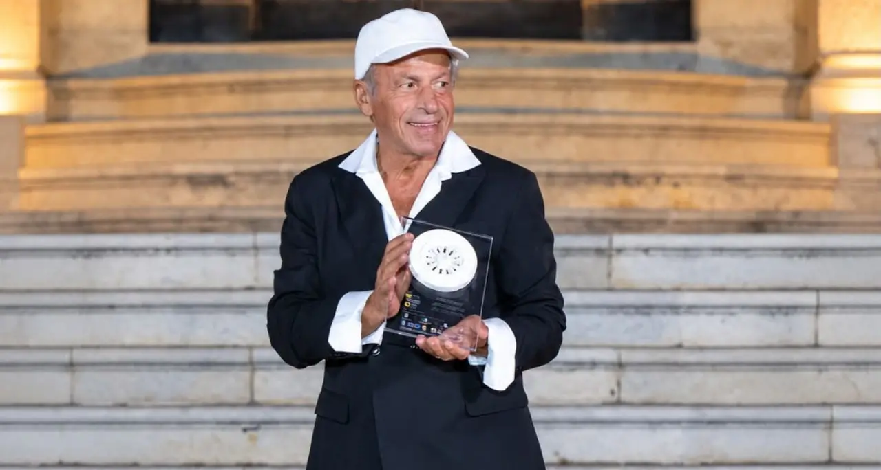 Il fashion designer Claudio Greco protagonista della fashion week a Milano\n