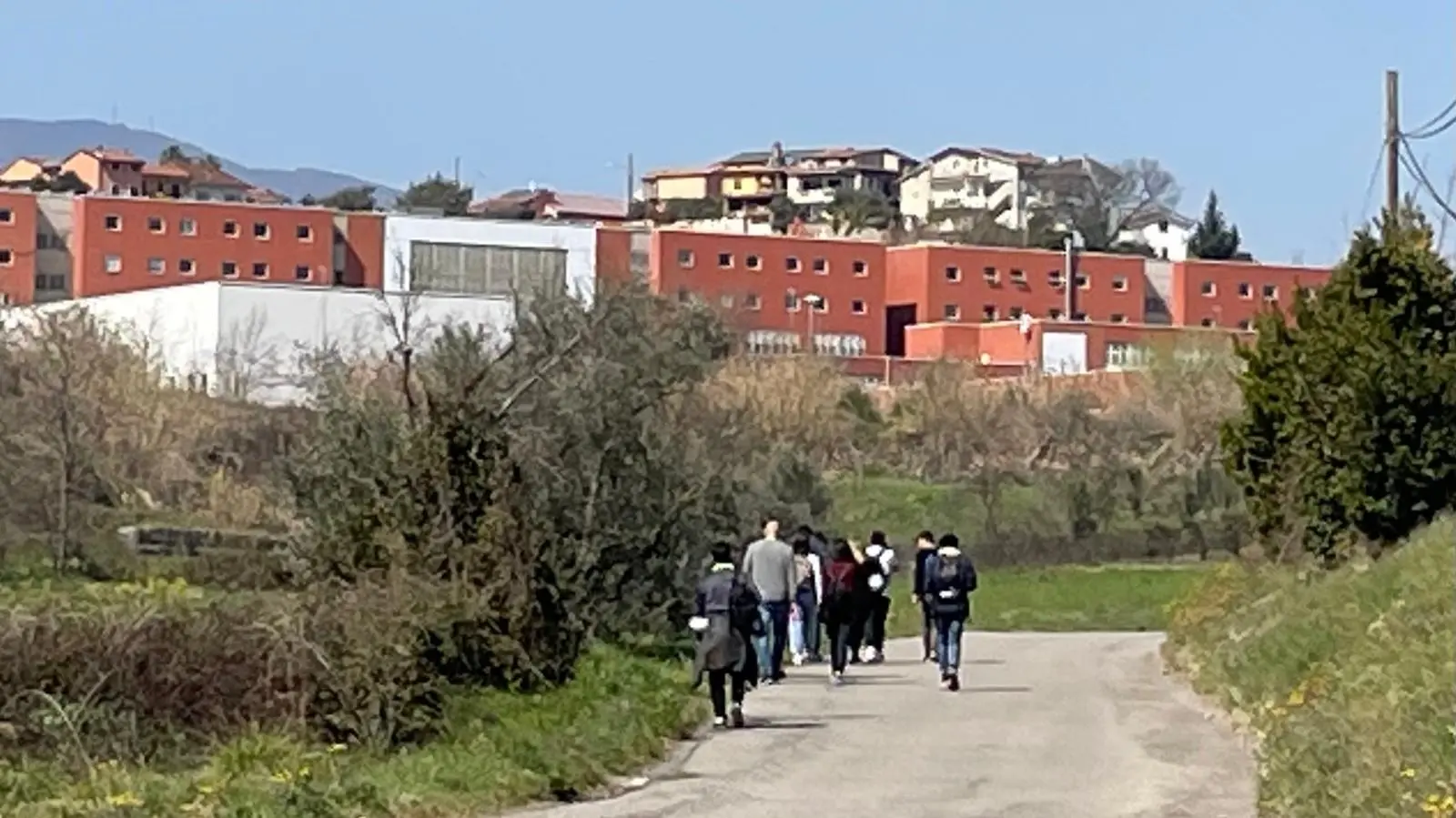 Affitti per gli studenti in zona Unical,\u00A0Quattromiglia costa 100 euro al mese in più di Arcavacata:\u00A0«Differenza decisiva»\n