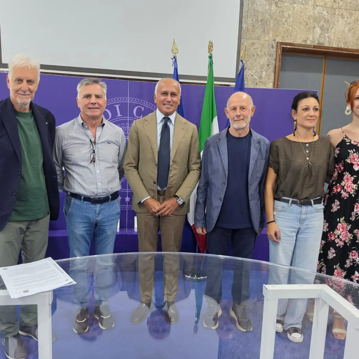 Cosenza protegge i rondoni: accordo con la Lipu e una torre-nido in città\n