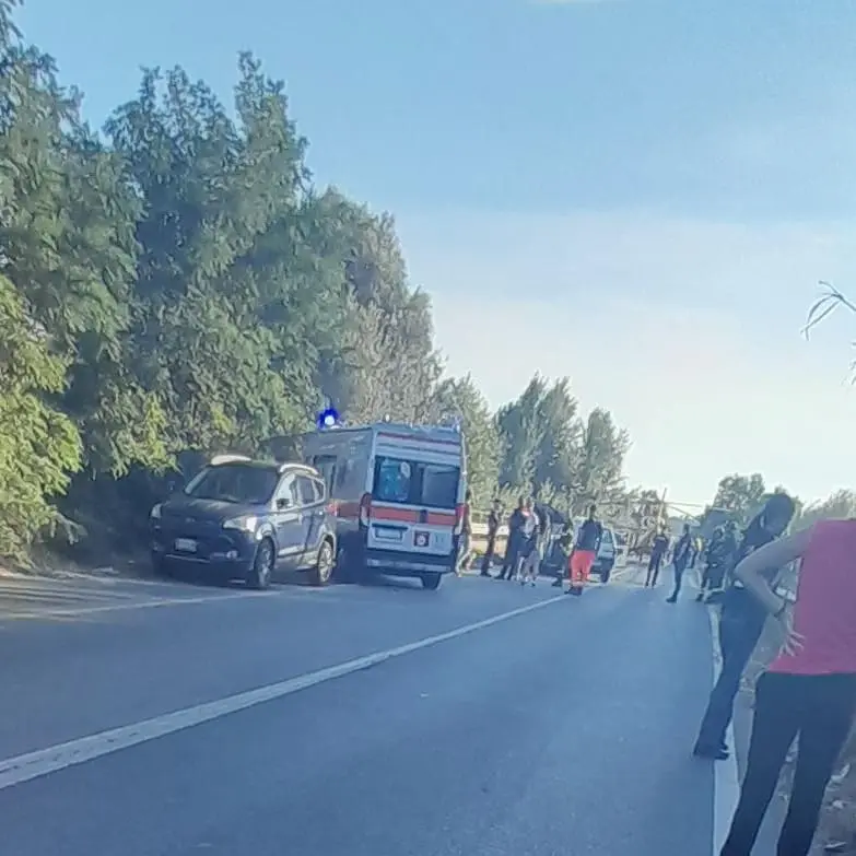 Incidente sulla 106 a Bovalino, un\u00A0morto e 4 feriti\n