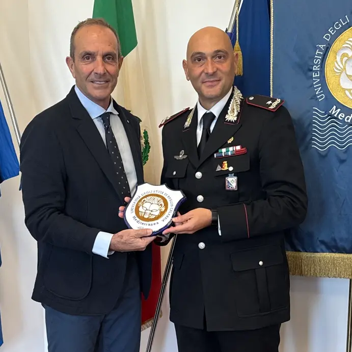 Mediterranea Reggio, il comandante provinciale dei Carabinieri Cesario Totaro incontra il rettore Giuseppe Zimbalatti\u00A0\n