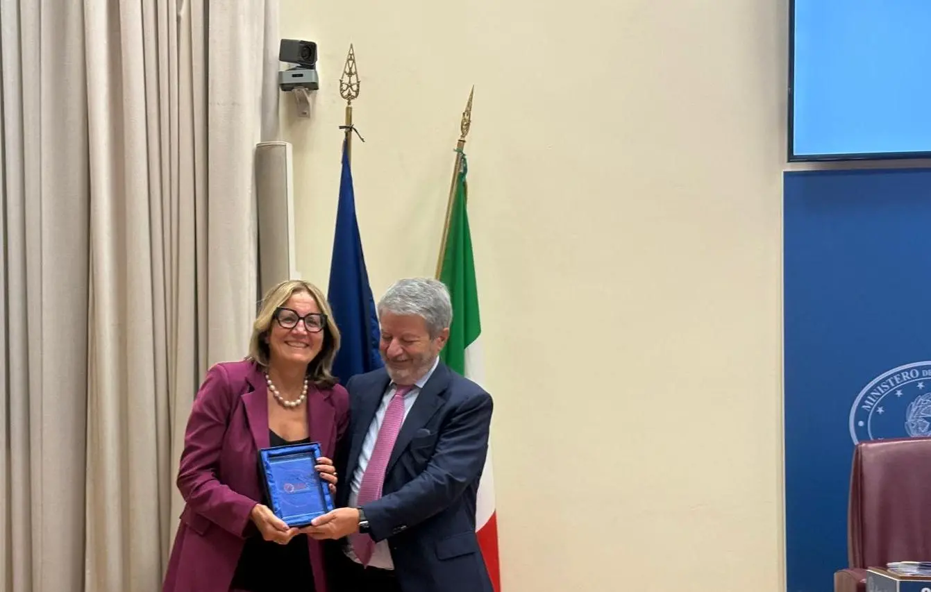 Sanità e leadership femminile, Tiziana Frittelli insignita del prestigioso premio leads \"Alessandra Pederzoli\"\n