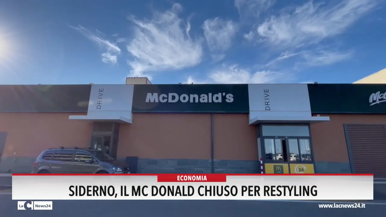Siderno, il McDonald's chiuso per restyling