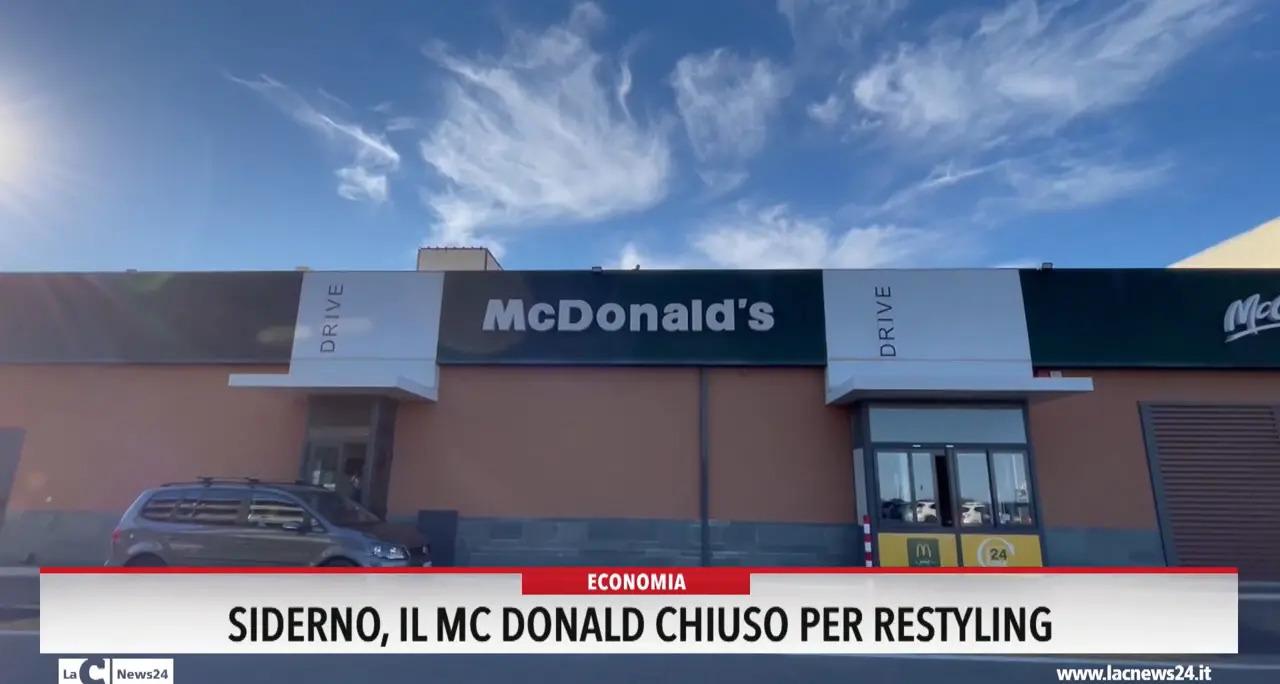 Siderno, il McDonald's chiuso per restyling