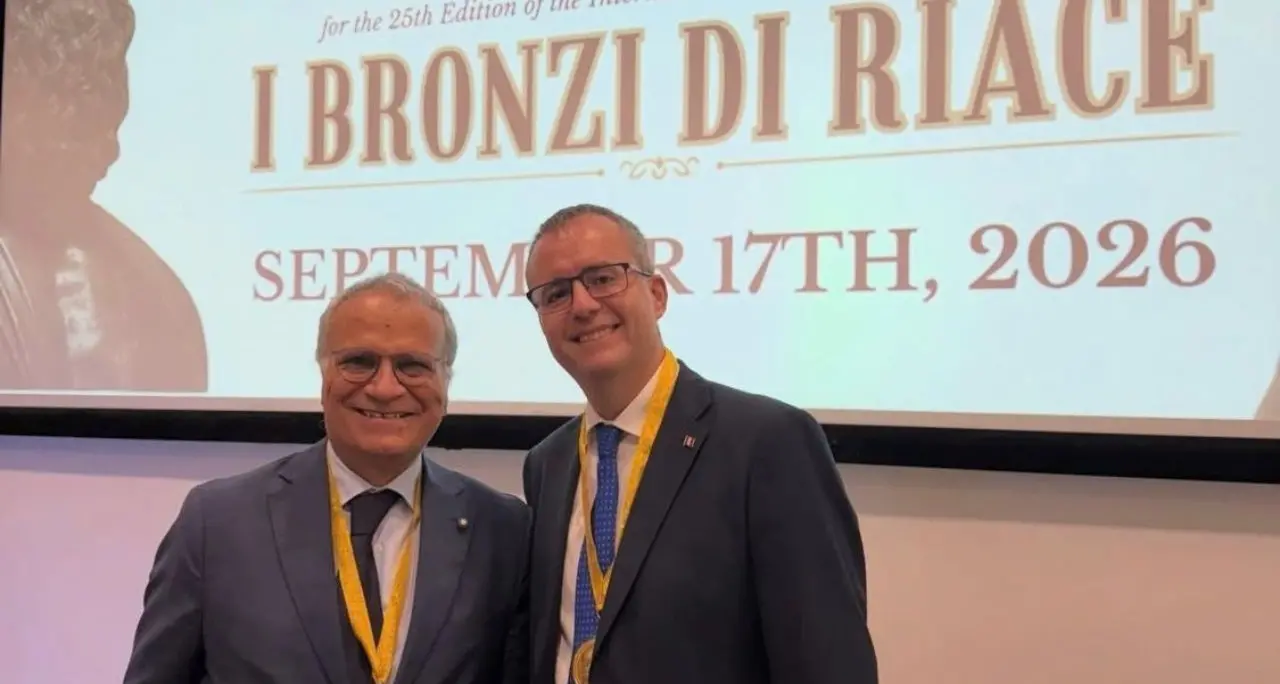 Da Napoli a New York, il Premio Bronzi di Riace a Pasquale Antonio Riccio: «Riconosciuto il lavoro della squadra»\n