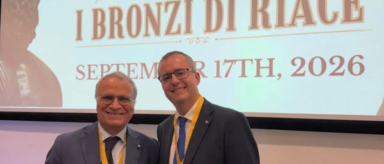Da Napoli a New York, il Premio Bronzi di Riace a Pasquale Antonio Riccio: «Riconosciuto il lavoro della squadra»\n