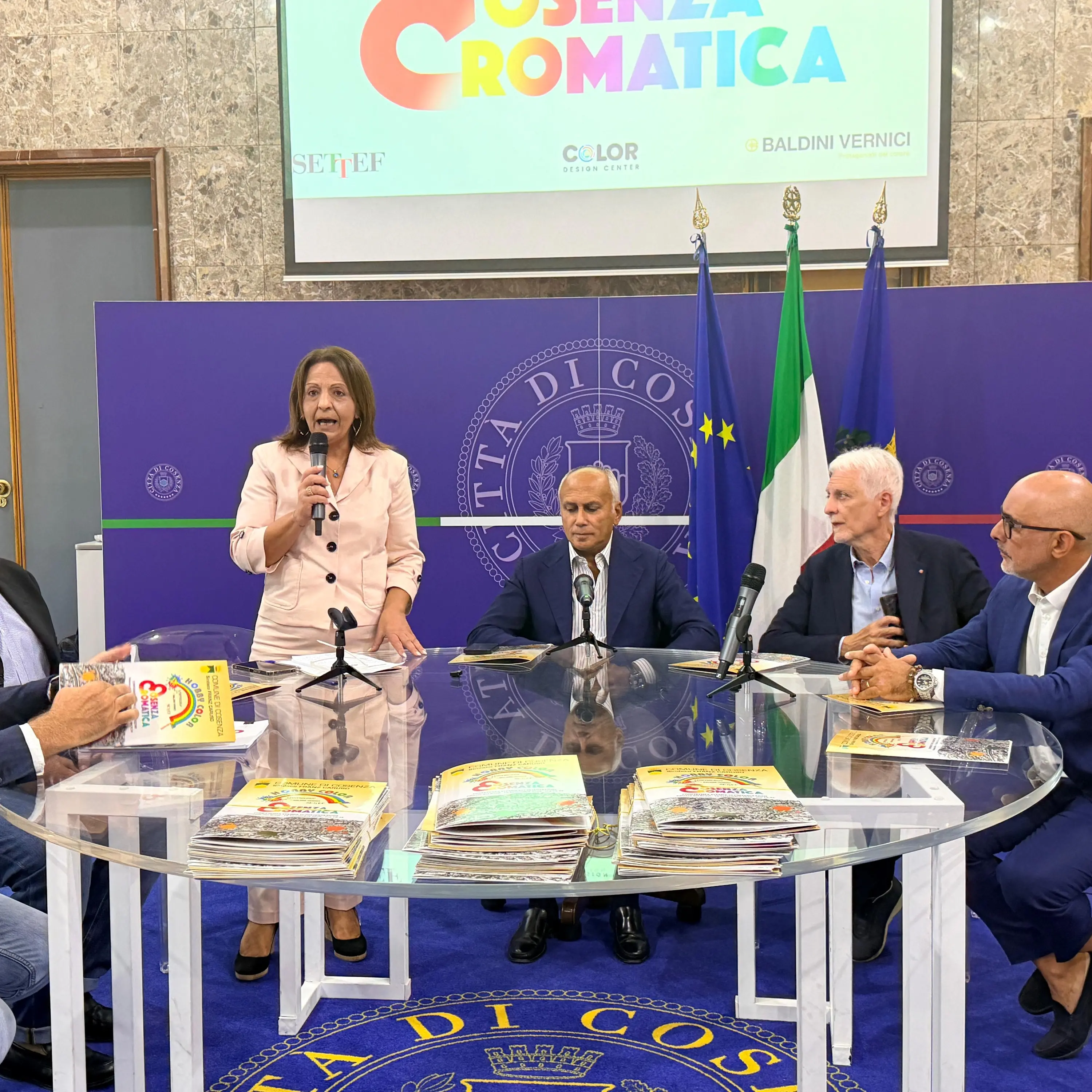 Piano colore a Cosenza, gli architetti esclusi vedono rosso, ma il Comune replica: «Polemica prematura»\n