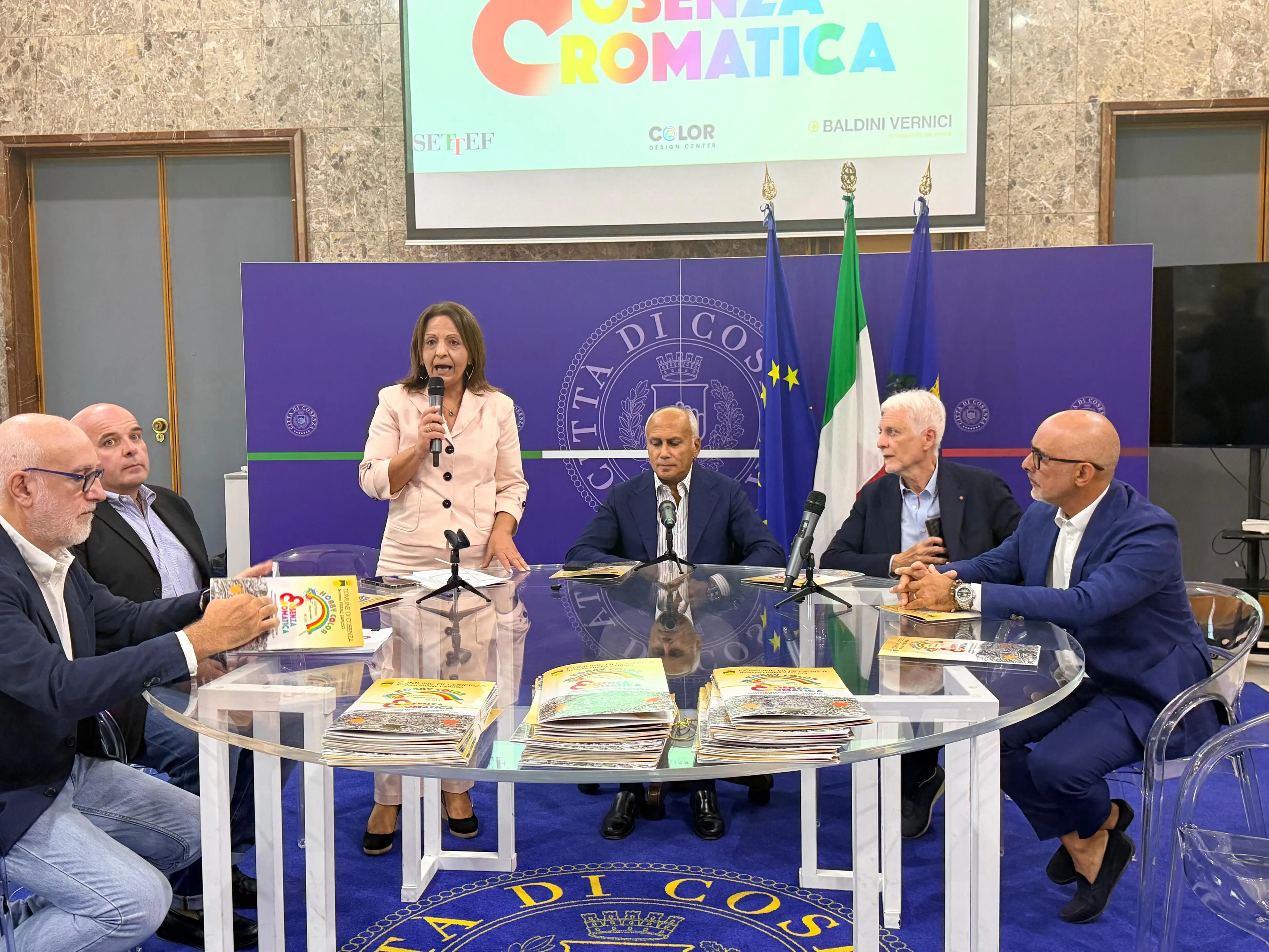 Piano colore a Cosenza, gli architetti esclusi vedono rosso, ma il Comune replica: «Polemica prematura»\n