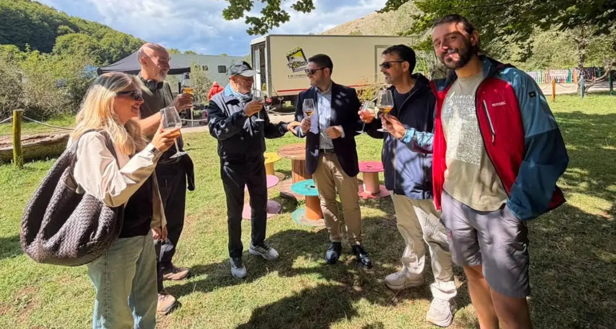 Saracena torna sul set: a Masistro le riprese della serie Rai «La Veterinaria»\n