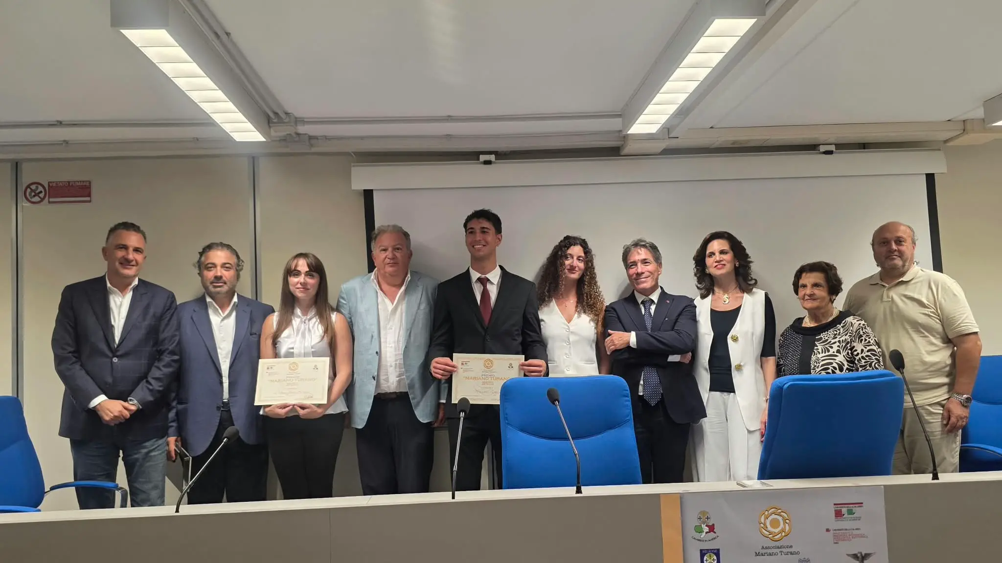 <p>I tre studenti Unical premiati alla venticinquesima edizione del Premio Mariano Turano</p>\\n