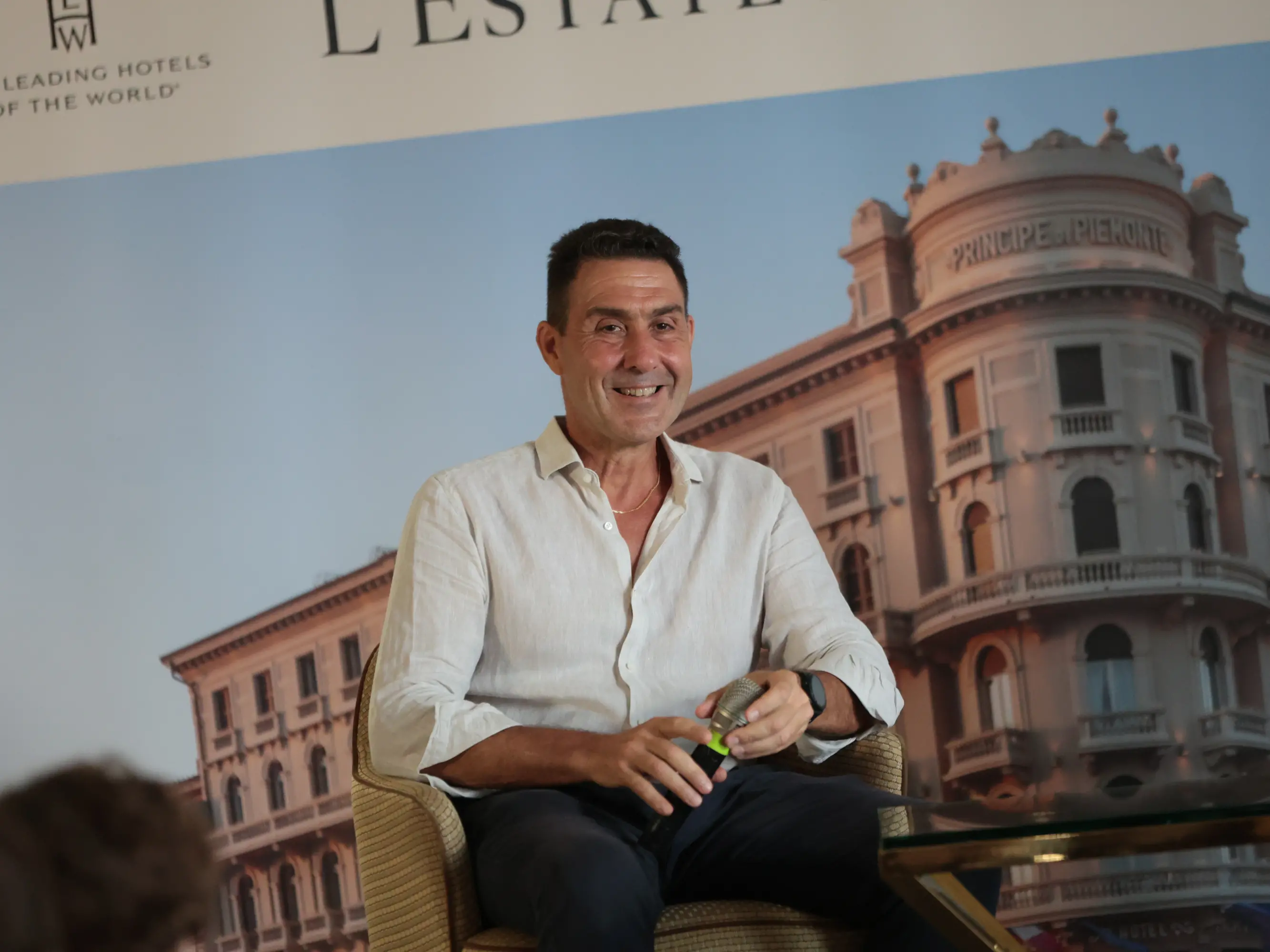 «È fascista», il Pd chiede di sciogliere il partito di Vannacci. Wanda Ferro per il Governo: «Libertà di pensiero»