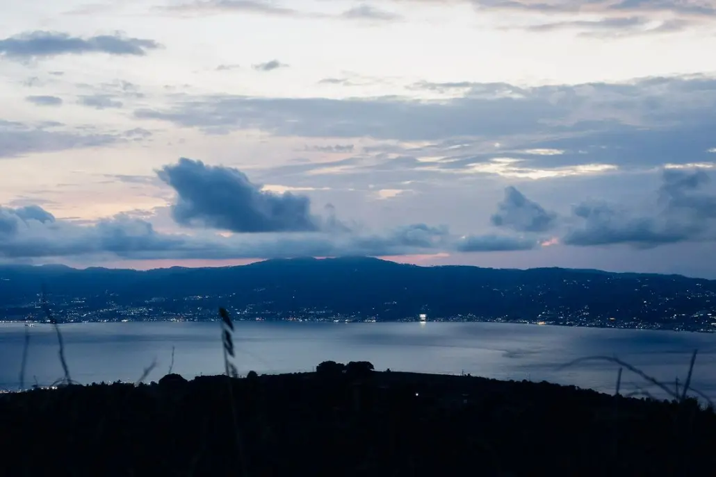 «Mutazioni», lo Stretto guarda al futuro: al via la terza Biennale tra Reggio e Messina\n