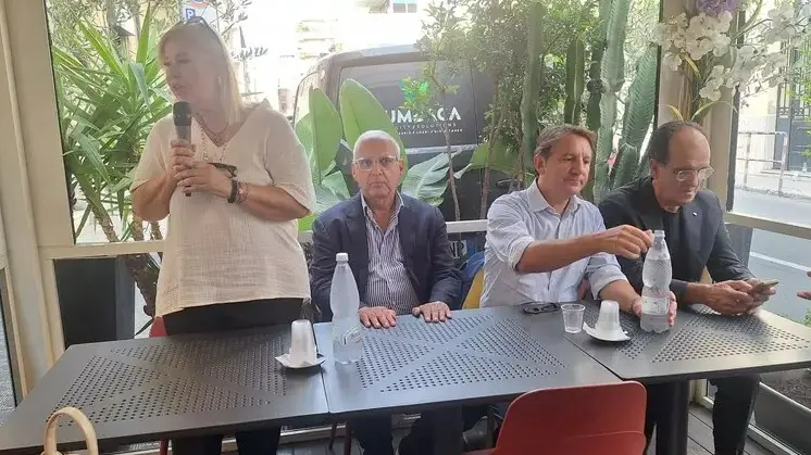 Il pentastellato Tridico e il candidato Benedetto a Reggio Calabria, foto Ansa
