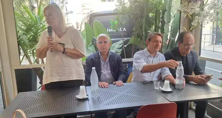 Suppletive, Tridico a Reggio per sostenere Frank Benedetto: «Il nostro modo di fare politica è stare tra la gente»\n